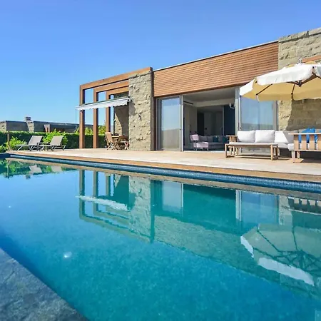 Gumbet Sleeps 8 Pool Air Con Wifi فيلة *