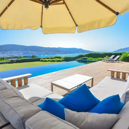 فيلة Gumbet Sleeps 8 Pool Air Con Wifi *