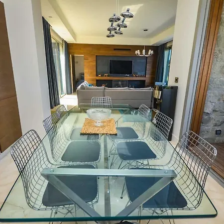 Gumbet Sleeps 8 Pool Air Con Wifi فيلة بودروم